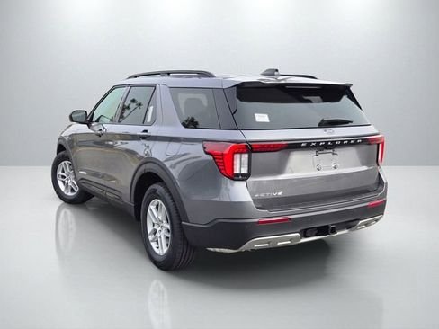 New 2026 Ford Explorer Active w/ Active Comfort Package RWD image 8