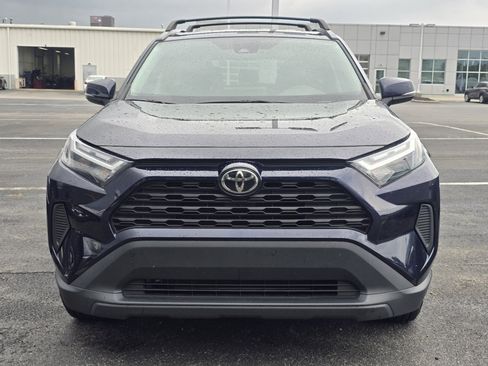 Used 2022 Toyota RAV4 XLE AWD/4WD image 2