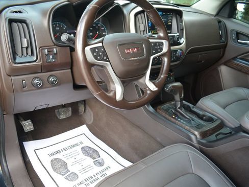 Used 2021 GMC Canyon Denali AWD/4WD image 10