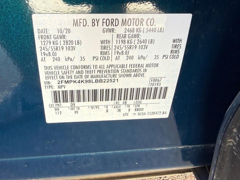 Used 2020 Ford Edge Titanium w/ Equipment Group 301A AWD/4WD image 23