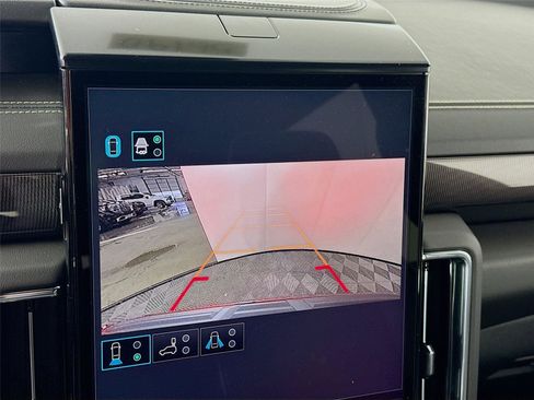 New 2026 GMC Yukon XL Elevation AWD/4WD image 8
