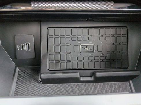 New 2025 Ford F150 Lariat w/ Equipment Group 502A High image 26