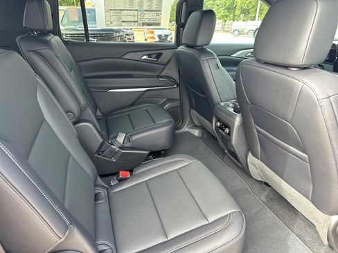 New 2026 Chevrolet Traverse LT w/ Midnight/Sport Edition image 13