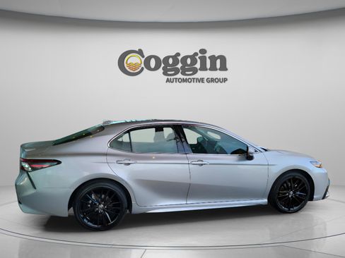 Used 2024 Toyota Camry XSE image 5