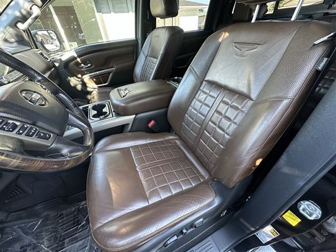 Used 2021 Nissan Titan Platinum Reserve w/ Moonroof Package AWD/4WD image 60