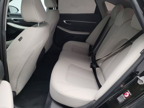 Used 2023 Hyundai Sonata SE image 18