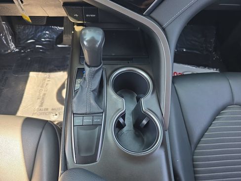 Certified 2024 Toyota Camry SE FWD image 17
