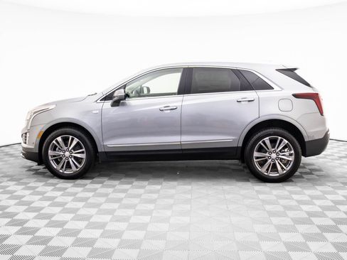 New 2026 Cadillac XT5 Premium Luxury image 2