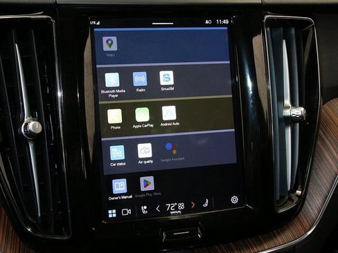 Used 2023 Volvo XC60 B5 Plus w/ Protection Package Premier image 16