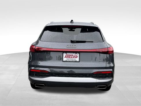 Used 2025 Audi Q5 Premium Plus w/ Premium Plus AWD/4WD image 7