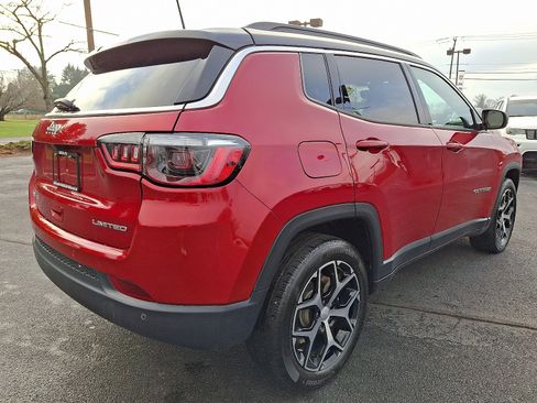 Certified 2024 Jeep Compass Limited image 6
