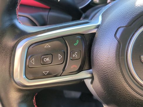 Used 2018 Jeep Wrangler Unlimited Rubicon AWD/4WD image 16