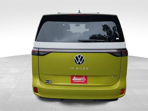 New 2025 Volkswagen ID. Buzz 1st Edition image 4