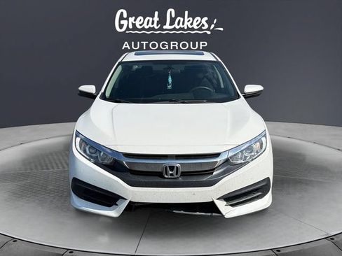 Used 2018 Honda Civic EX image 8