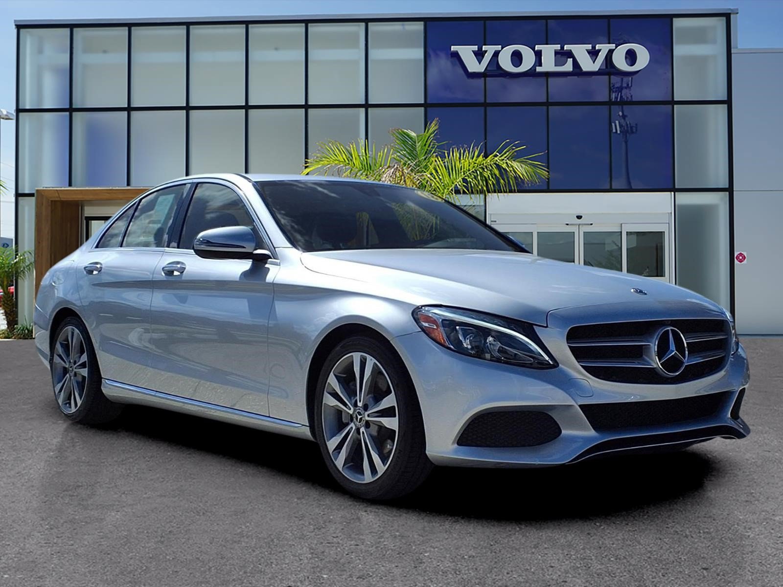 Used 2018 Mercedes-Benz C 300 Sedan image 1