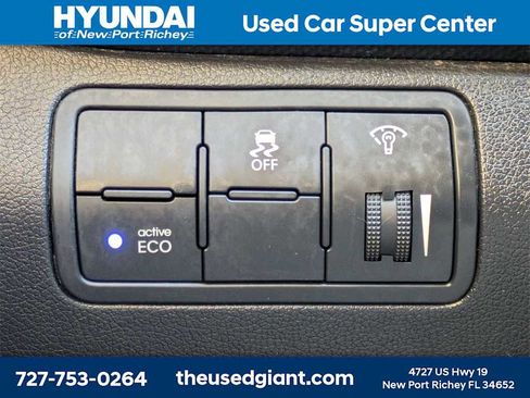 Used 2013 Hyundai Accent GS image 24