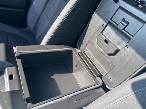 Used 2020 Chevrolet Silverado 1500 LT image 34