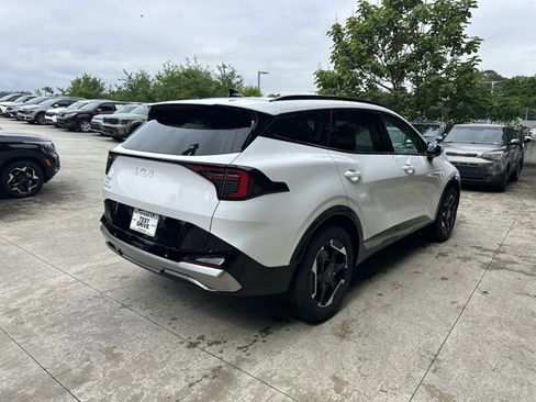 New 2026 Kia Sportage SX image 6
