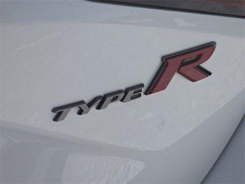 Used 2023 Honda Civic Type R image 11