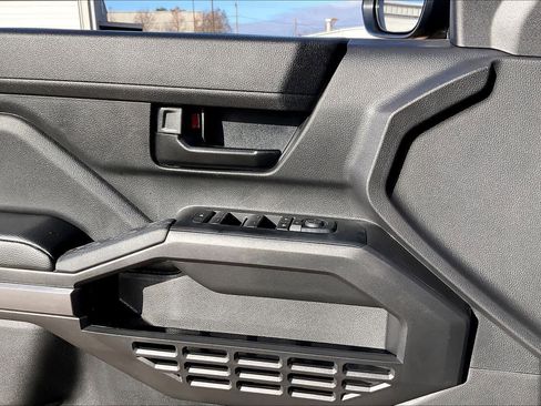 New 2026 Toyota Tacoma SR5 RWD image 18
