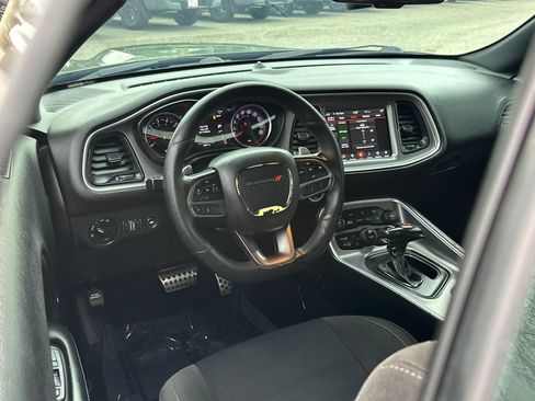 Used 2020 Dodge Challenger R/T Scat Pack RWD image 19