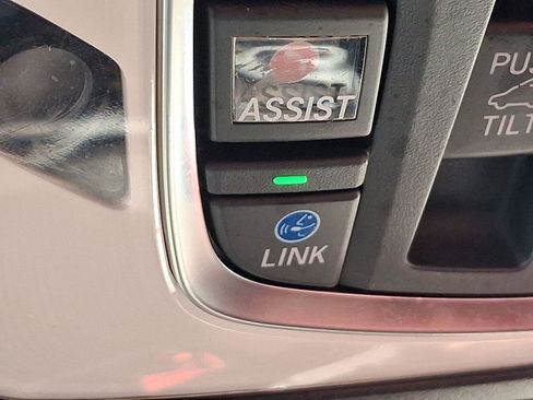 Used 2023 Acura MDX A-Spec image 27