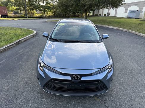 Used 2025 Toyota Corolla LE image 16