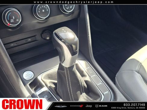 Used 2022 Volkswagen Taos SE FWD image 27