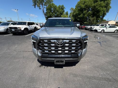 Used 2024 Toyota Tundra Platinum AWD/4WD image 4