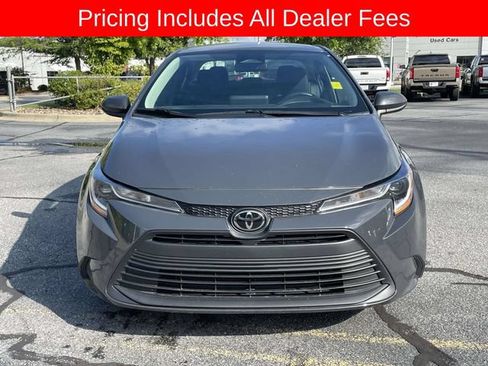 Used 2024 Toyota Corolla LE FWD image 8