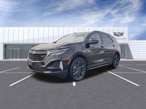 Used 2023 Chevrolet Equinox RS w/ LPO, Cargo Package image 4