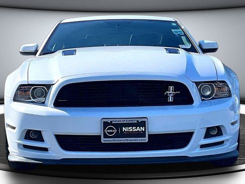 Used 2014 Ford Mustang GT Premium w/ Electronics Package RWD image 2