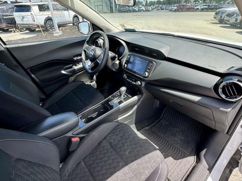 Used 2022 Nissan Kicks SV FWD image 15