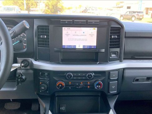 Certified 2024 Ford F250 XLT image 6
