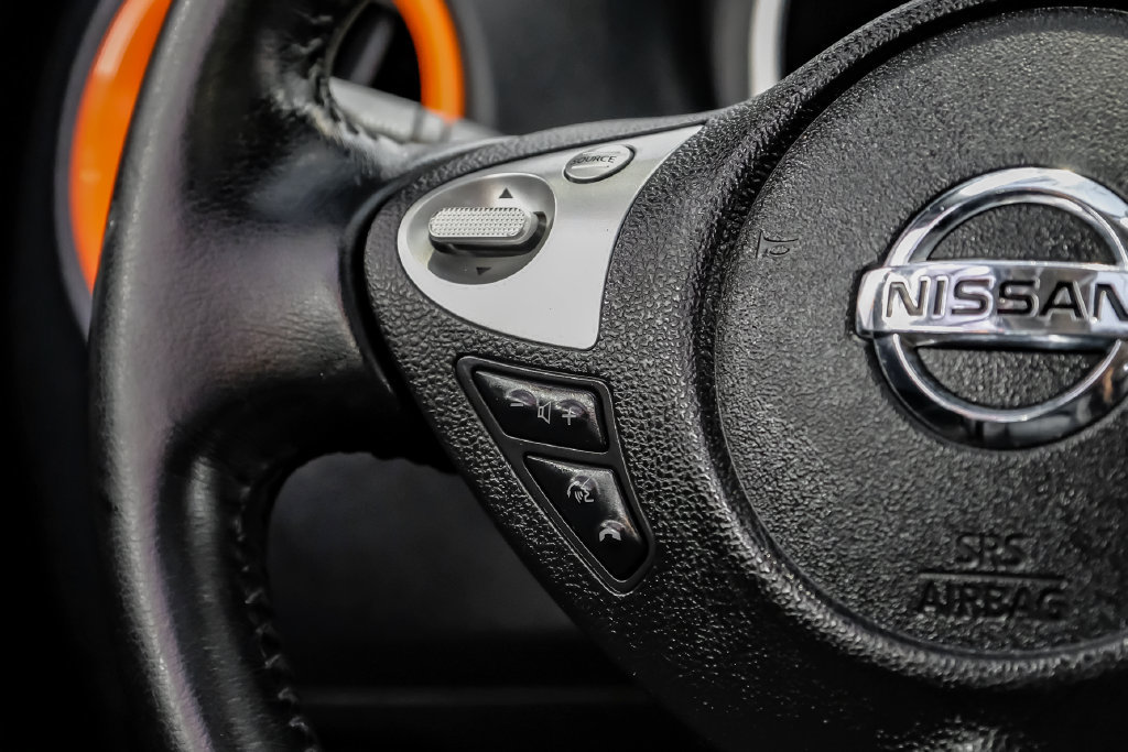 Used 2015 Nissan Juke SL AWD/4WD image 18