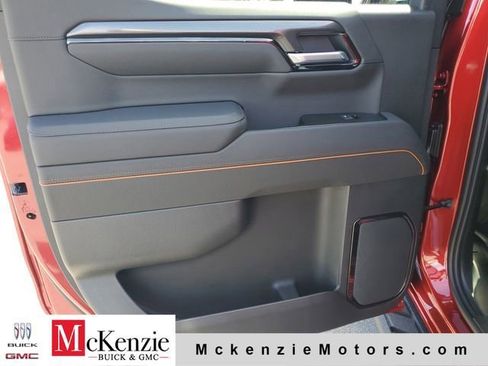 New 2026 GMC Sierra 1500 AT4 w/ AT4 Premium Package AWD/4WD image 23