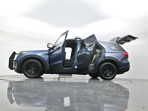 Used 2021 Ford Explorer 4WD Police Interceptor image 52