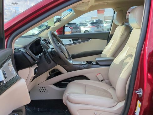 Used 2019 Lincoln Nautilus Reserve w/ Ultimate Package image 15