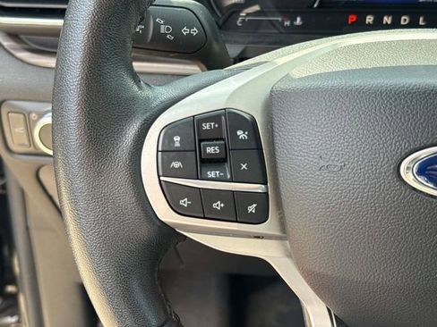 Used 2022 Ford Explorer Limited w/ Equipment Group 301A image 16