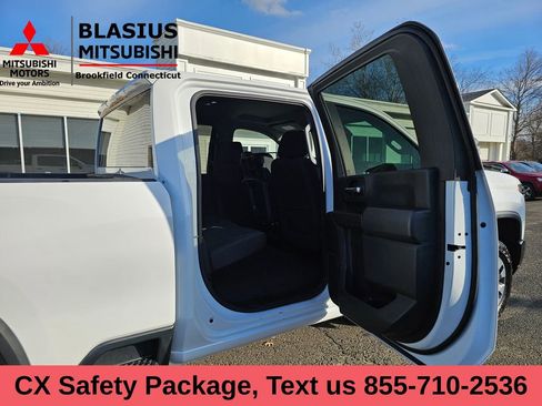 Used 2024 Chevrolet Silverado 2500 Custom w/ Custom Value Package image 20