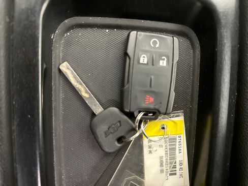 Used 2017 Chevrolet Silverado 1500 LT w/ All Star Edition image 10