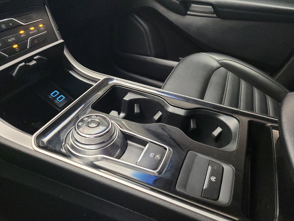 Used 2020 Ford Edge SEL w/ Cold Weather Package AWD/4WD image 26