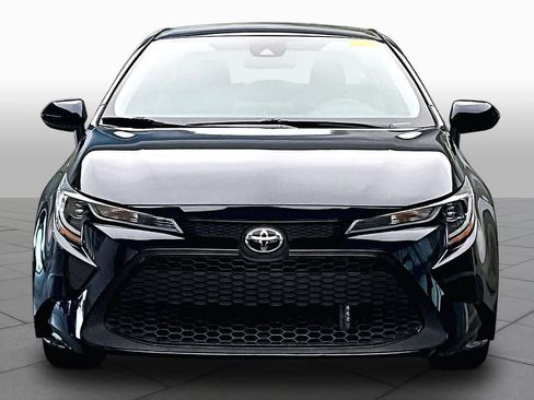 Used 2022 Toyota Corolla LE FWD image 4