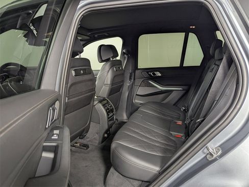 Used 2024 BMW X5 xDrive40i image 24