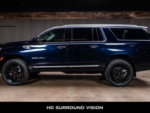 Used 2024 GMC Yukon XL Denali image 6
