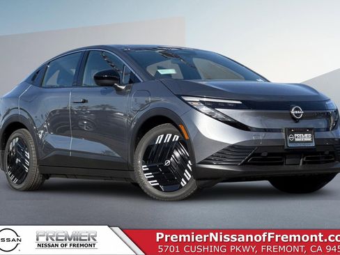 New 2026 Nissan Leaf w/ Illuminated Package image 1