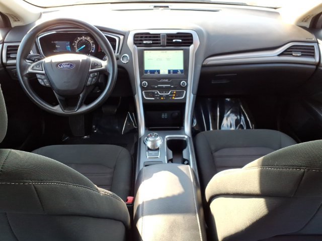 Used 2020 Ford Fusion SE AWD/4WD image 12