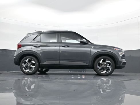 New 2026 Hyundai Venue SEL FWD image 24