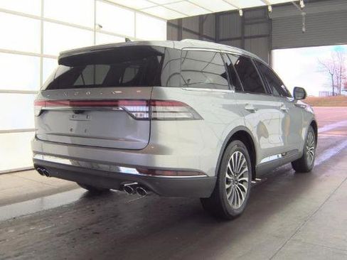 Used 2024 Lincoln Aviator Reserve image 2