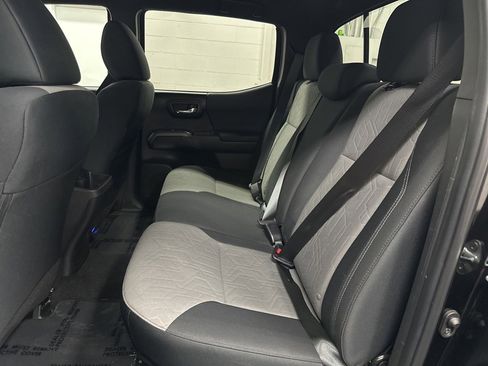 Used 2023 Toyota Tacoma TRD Sport w/ Technology Package image 22